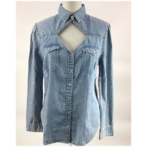 Tinseltown Cut Out Front Tencel Button Down Shirt